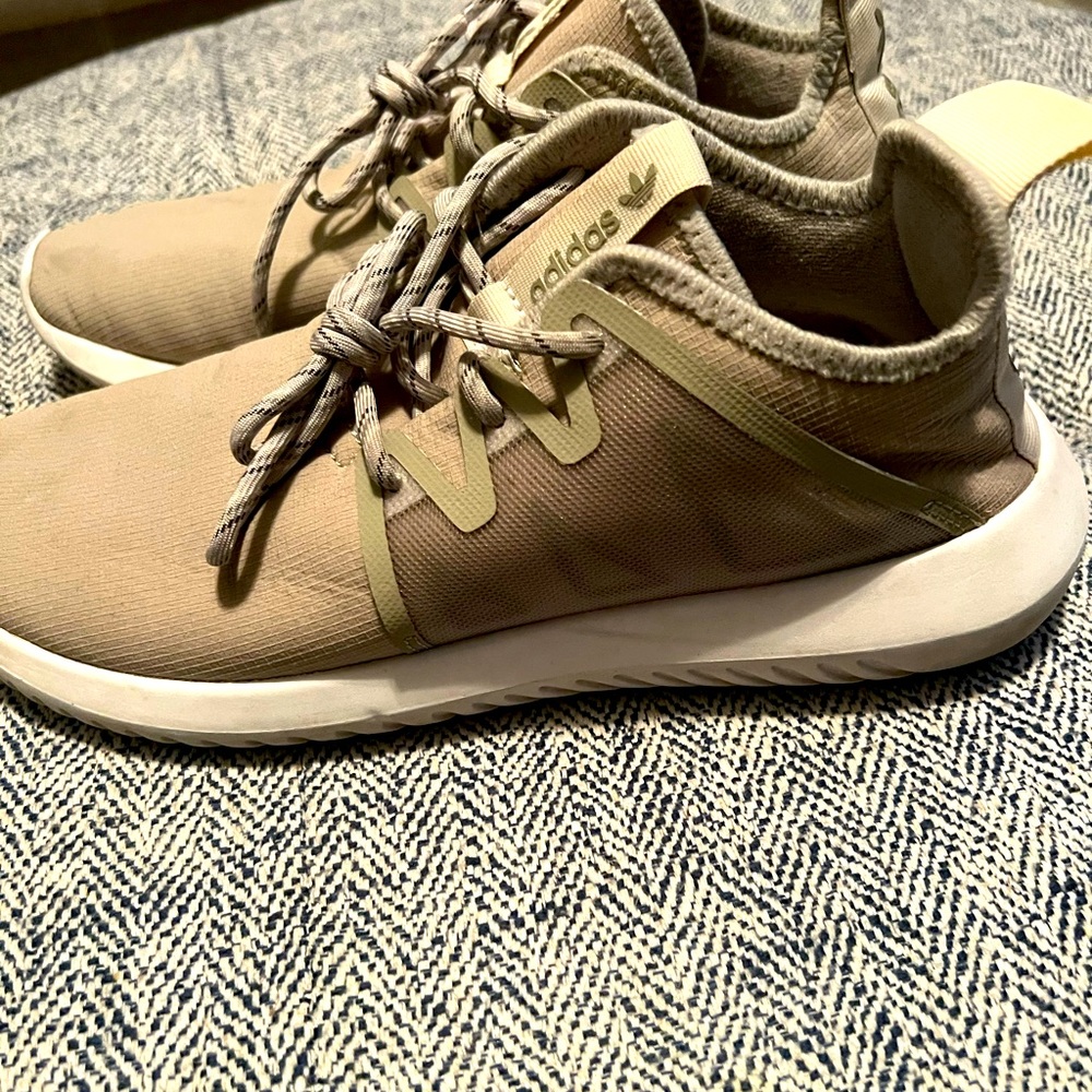 Adidas Tubular sneakers in light sage green